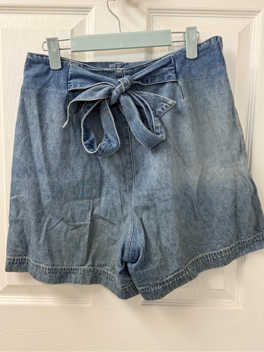 Vintage 90s Express Jeans Denim Shorts Tie Bow Back Size 9 High Rise Distressed